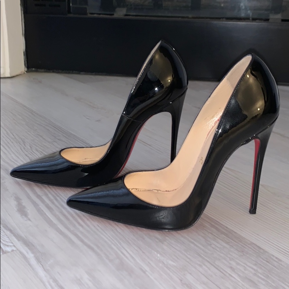 Christian Louboutin So Kate Pumps